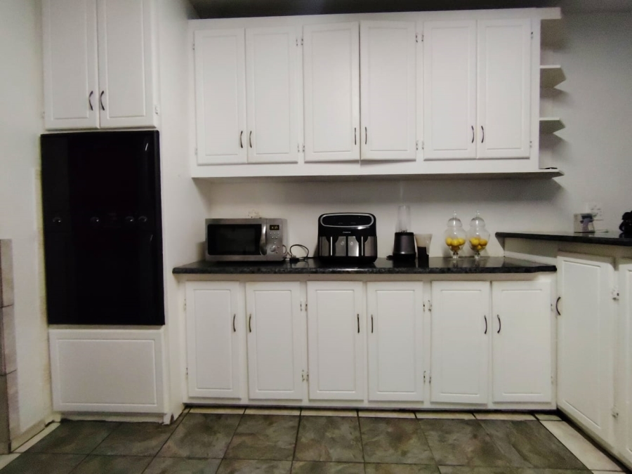 3 Bedroom Property for Sale in Baysvalley Free State